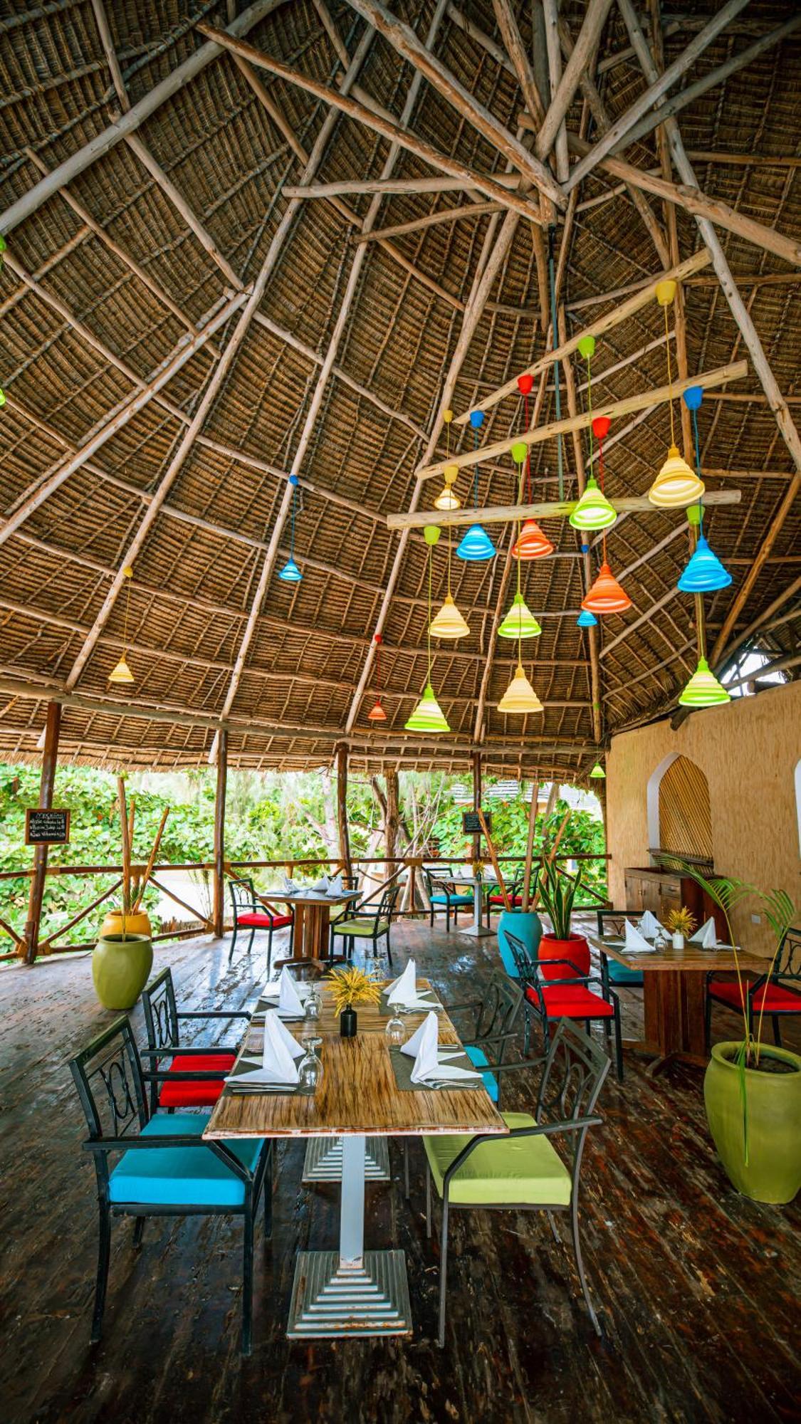 Sansi Kae Beach Resort Michamvi Eksteriør bilde
