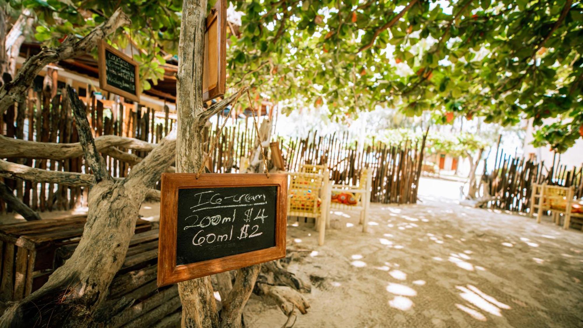 Sansi Kae Beach Resort Michamvi Eksteriør bilde