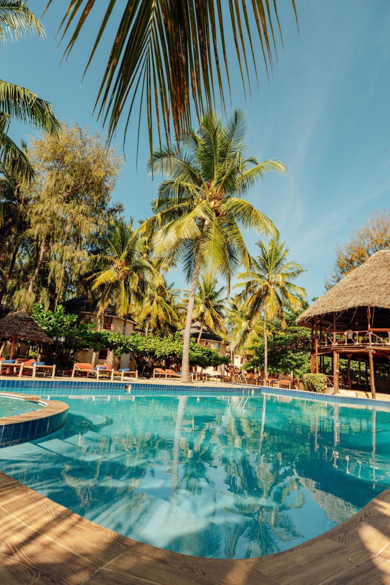 Sansi Kae Beach Resort Michamvi Eksteriør bilde